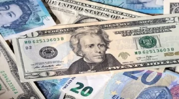 قفزة مفاجئة الدولار يصعد أمام العملات قبل خطاب ترامب بالبيت الأبيض